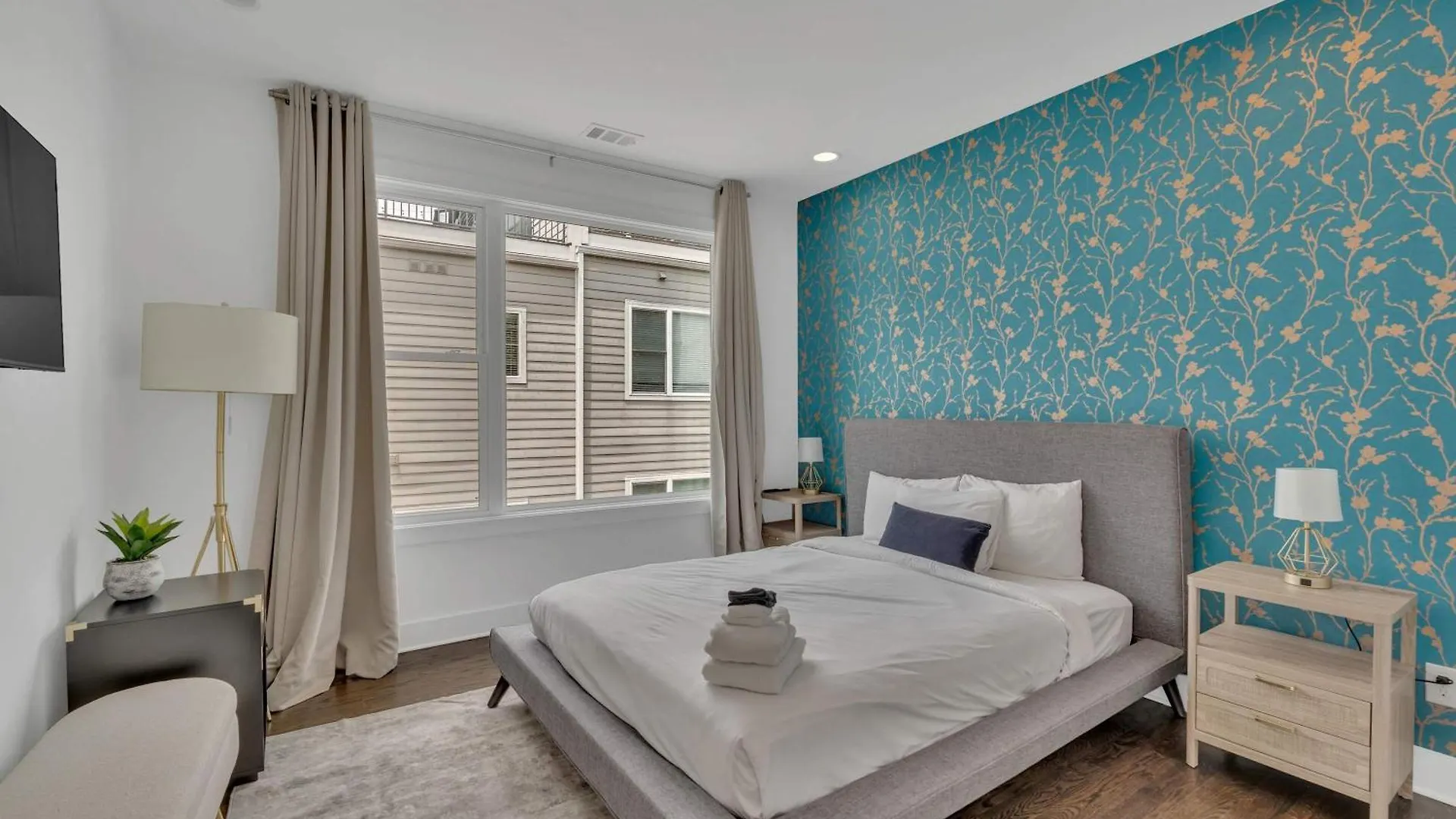 Huge Rooftop 5 Mins To Dwtn Sleeps 12 Нэшвилл